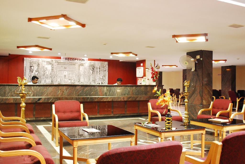Hotel Rajadhane Madurai Buitenkant foto