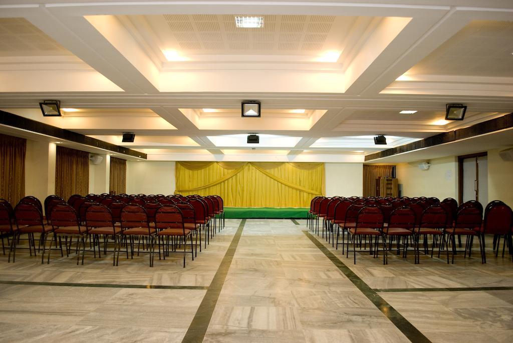 Hotel Rajadhane Madurai Buitenkant foto