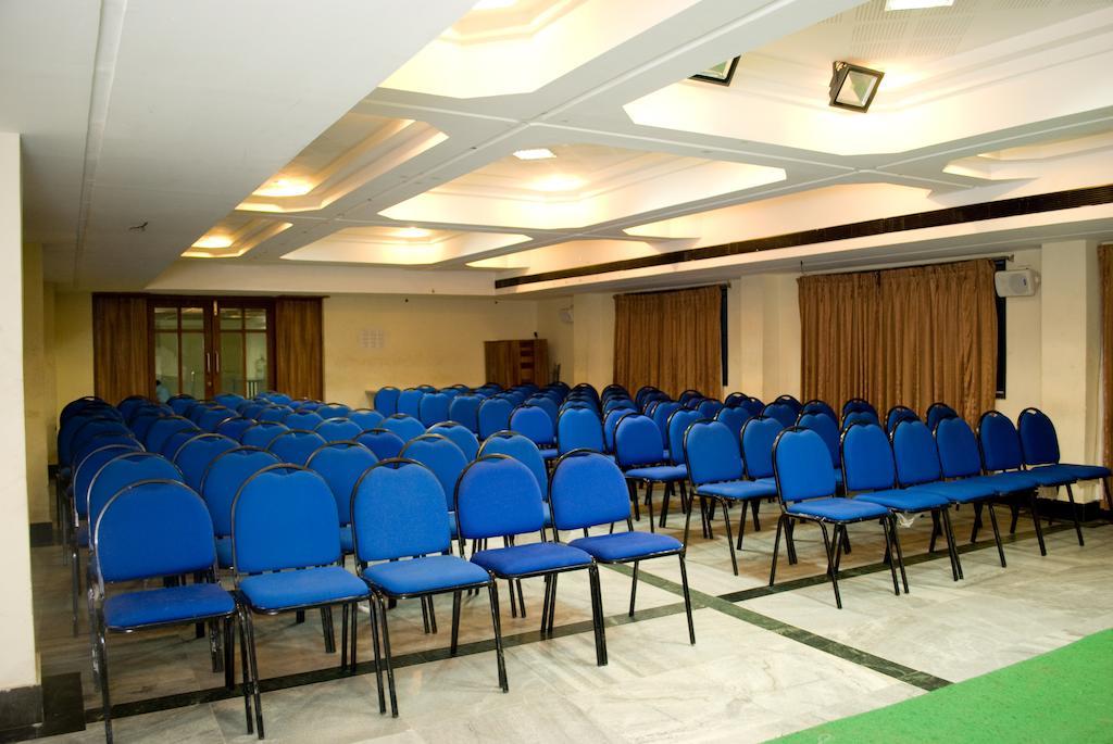 Hotel Rajadhane Madurai Buitenkant foto