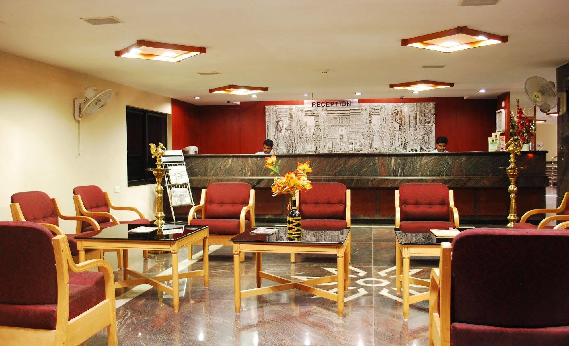 Hotel Rajadhane Madurai Buitenkant foto