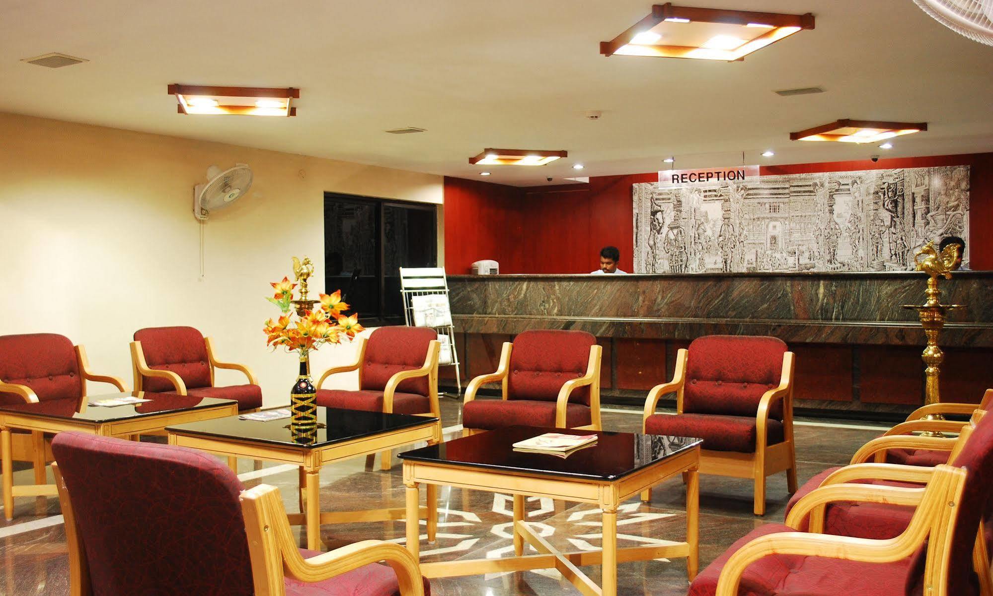 Hotel Rajadhane Madurai Buitenkant foto