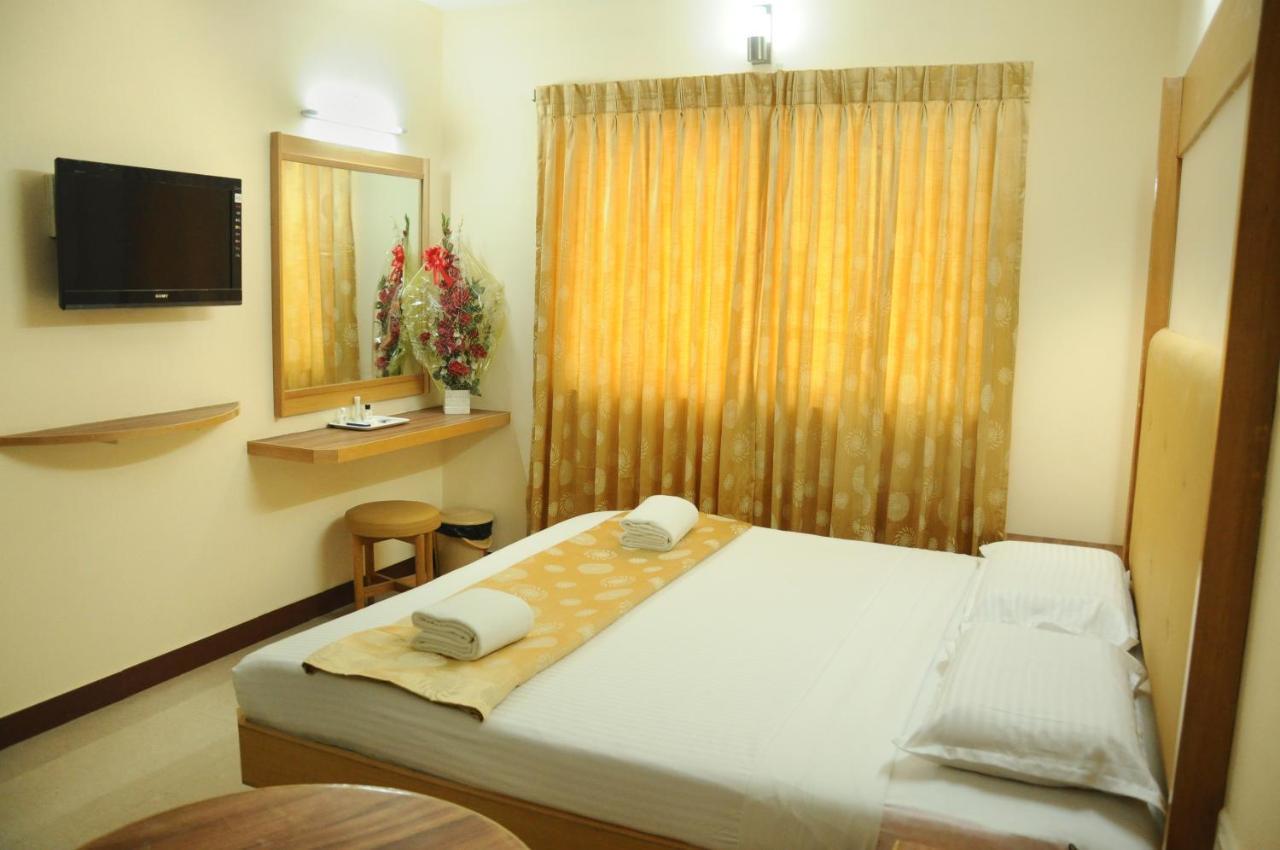 Hotel Rajadhane Madurai Buitenkant foto