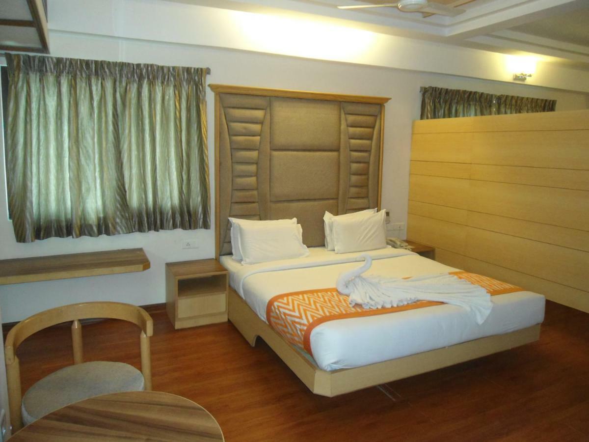 Hotel Rajadhane Madurai Buitenkant foto
