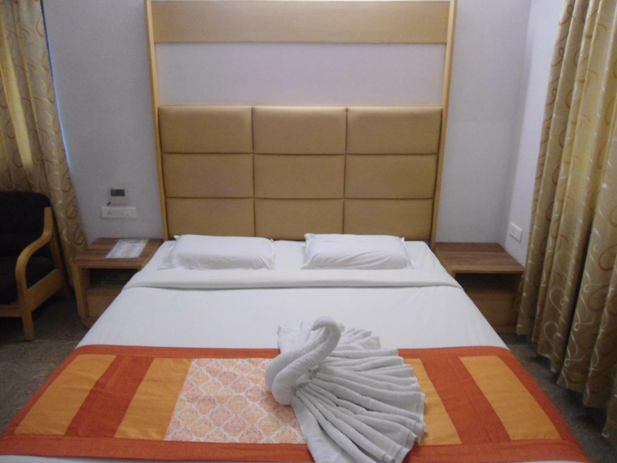 Hotel Rajadhane Madurai Buitenkant foto